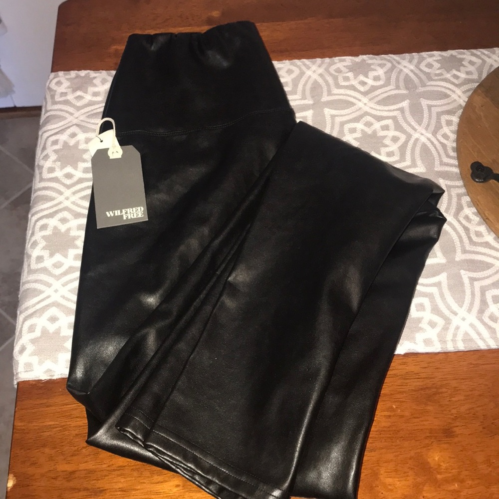 Wilfred High Wasted “Daria” Pant